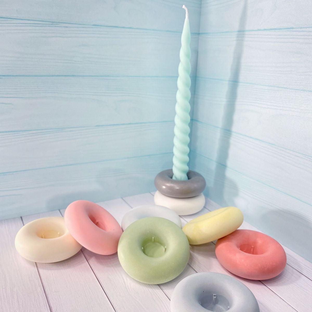 Donut candle holder